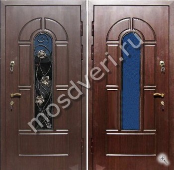 Входная остеклённая дверь для загородного дома с отделкой массивом с двух сторон - купить от производителя Мосдвери Входная остеклённая дверь для загородного дома с отделкой массивом с двух сторон